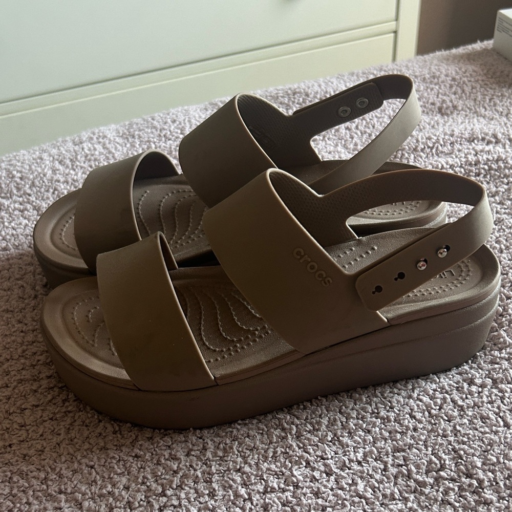 CROCS Women's Brown Platform Sandals